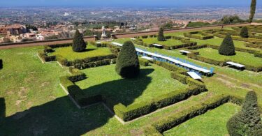 Visita a Villa Falconieri: luogo di bellezza e cultura